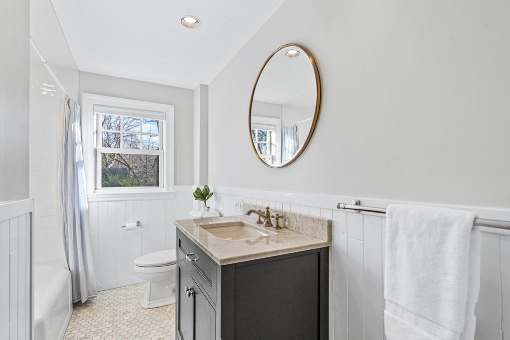 96 Glen Road Wellesley, MA 02481 - Photo 18 of 31