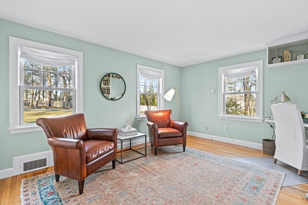 96 Glen Road Wellesley, MA 02481 - Photo 19 of 31