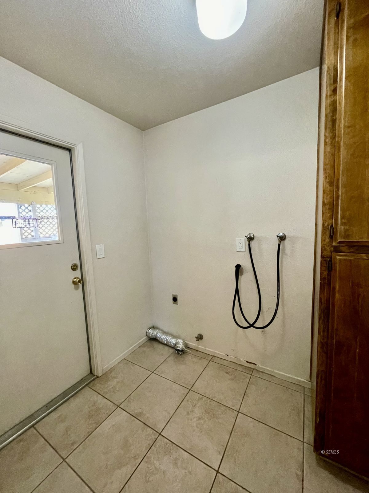 324 South Fountain Street Ridgecrest, CA 93555 - Photo 15 of 23