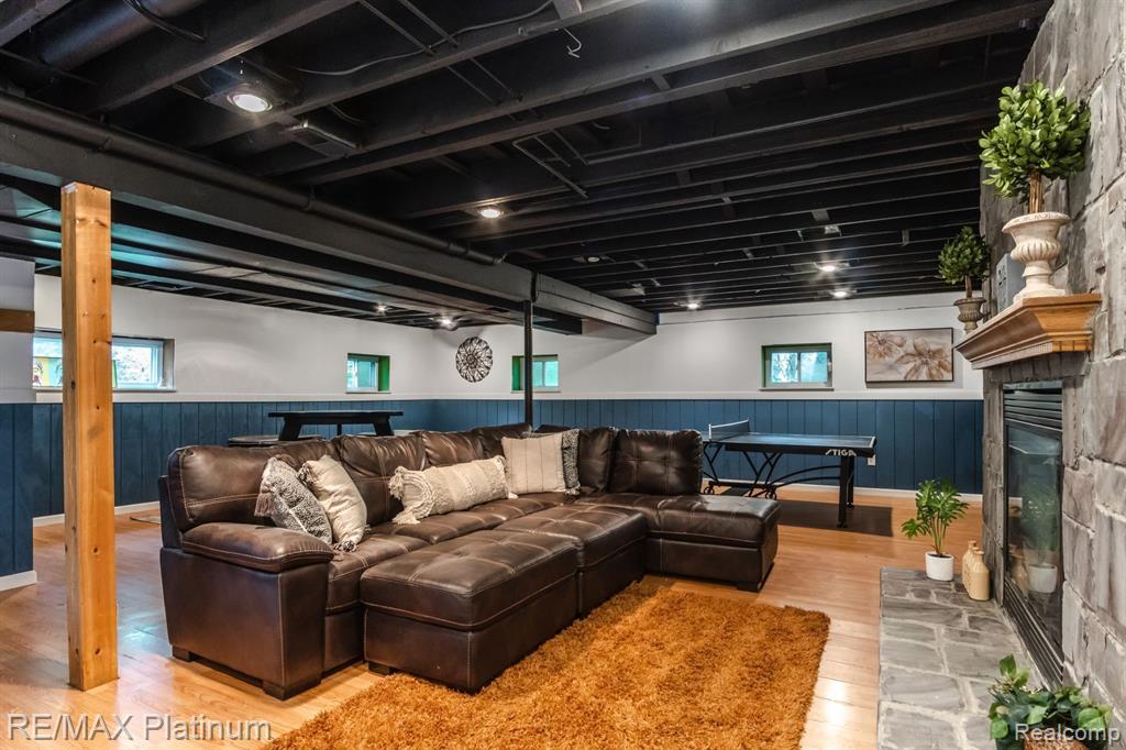 1795 Peavy Road Howell, MI 48843 - Photo 21 of 30