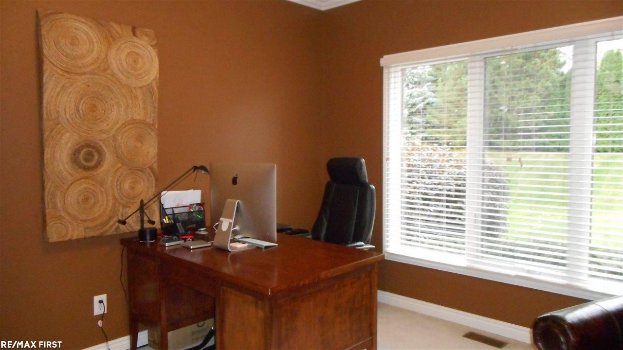 574 Springview Drive Rochester, MI 48307 - Photo 24 of 59 Gallery Image 24