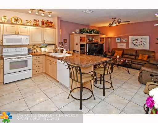 4080 Tree Top Road Cooper City, FL 33026 - Photo 4 of 8 Kitchen