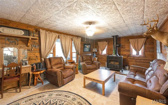 $399,000 | 98 Pinecrest Lane, Steelville, MO 65565