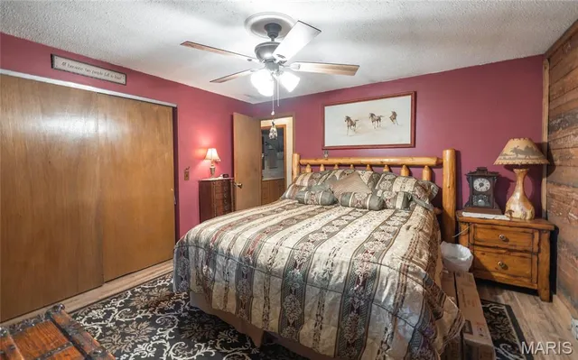 $399,000 | 98 Pinecrest Lane, Steelville, MO 65565