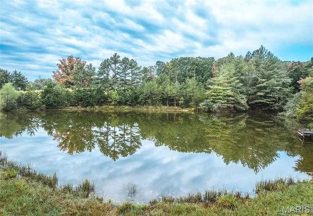 $399,000 | 98 Pinecrest Lane, Steelville, MO 65565