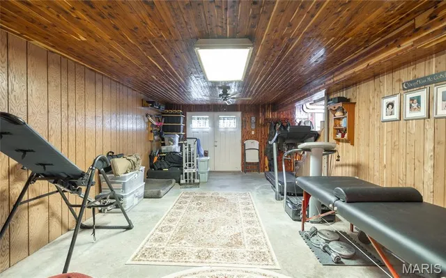 $399,000 | 98 Pinecrest Lane, Steelville, MO 65565