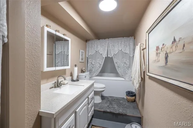 $399,000 | 98 Pinecrest Lane, Steelville, MO 65565