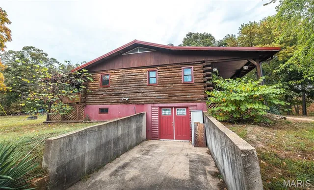 $399,000 | 98 Pinecrest Lane, Steelville, MO 65565