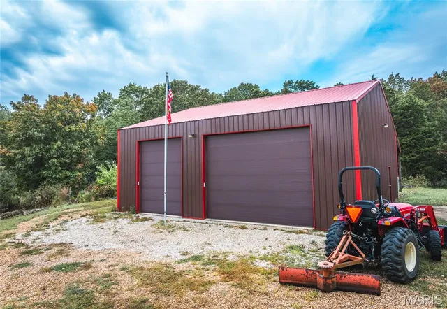 $399,000 | 98 Pinecrest Lane, Steelville, MO 65565