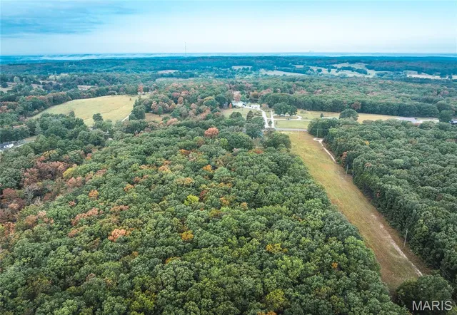 $399,000 | 98 Pinecrest Lane, Steelville, MO 65565