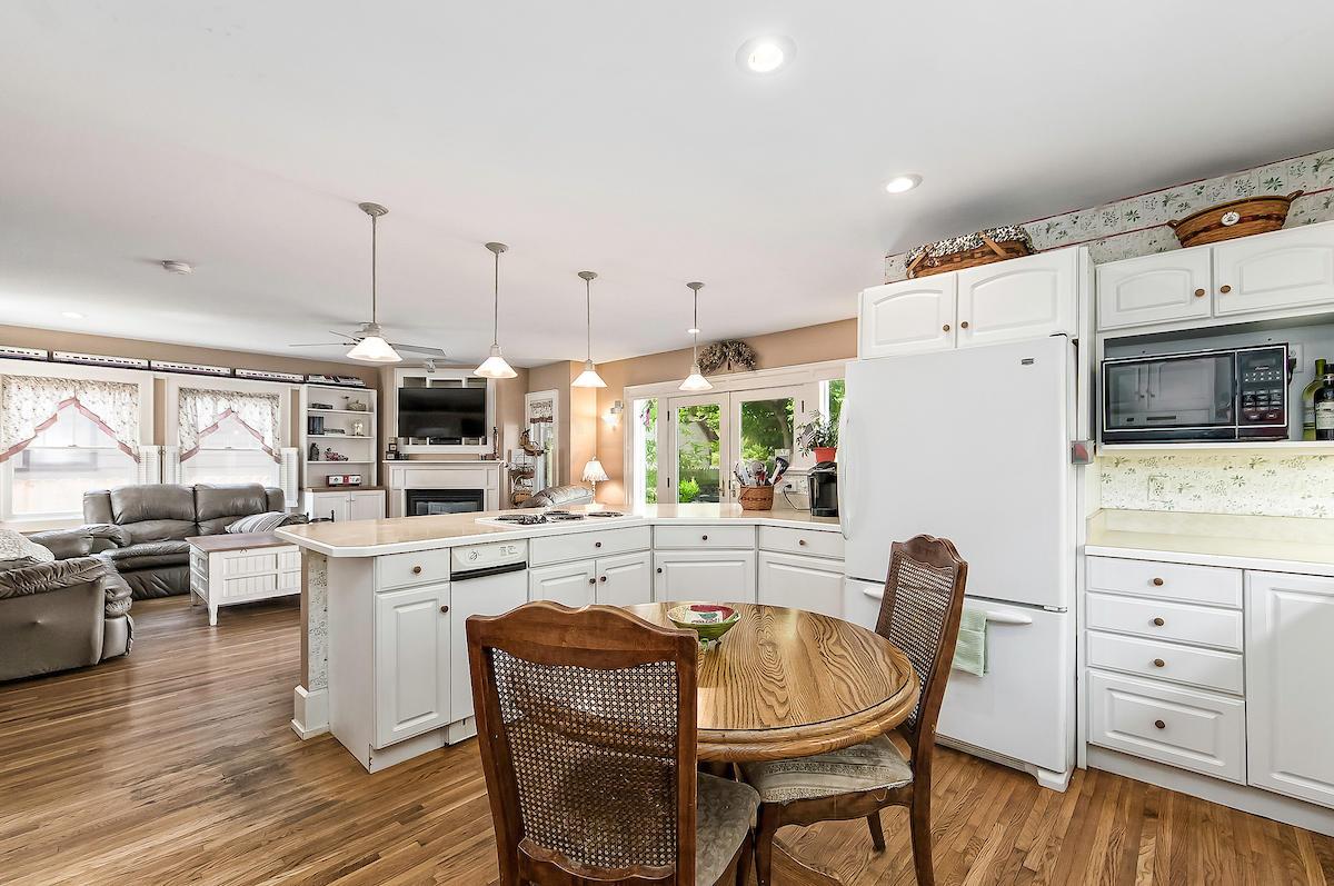 123 South Cassingham Road Bexley, OH 43209 - Photo 14 of 48