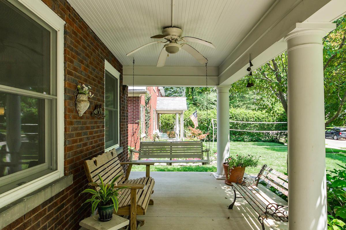123 South Cassingham Road Bexley, OH 43209 - Photo 2 of 48