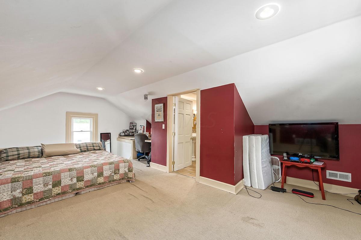 123 South Cassingham Road Bexley, OH 43209 - Photo 37 of 48