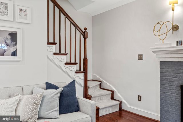 $1,355,000 | 15 East Oak Street, Alexandria, VA 22301