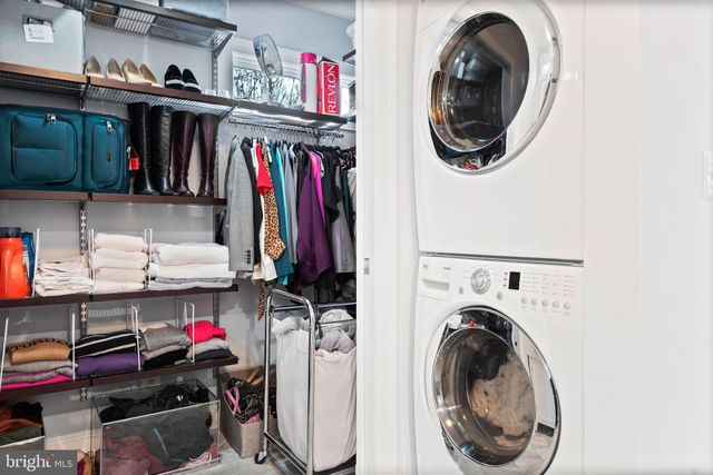 $1,355,000 | 15 East Oak Street, Alexandria, VA 22301