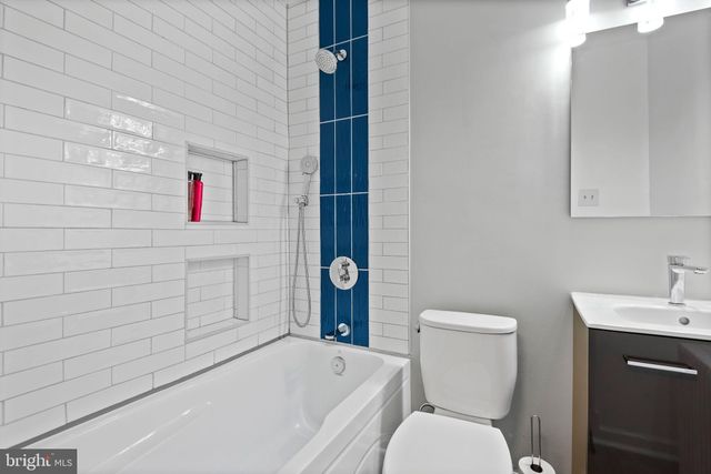 $1,355,000 | 15 East Oak Street, Alexandria, VA 22301