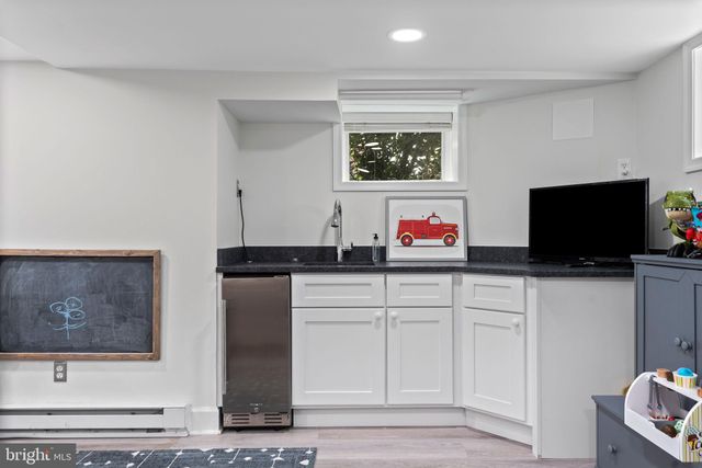 $1,355,000 | 15 East Oak Street, Alexandria, VA 22301