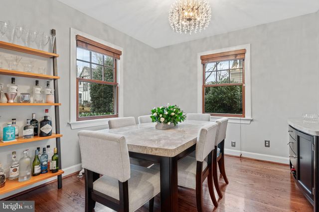 $1,355,000 | 15 East Oak Street, Alexandria, VA 22301