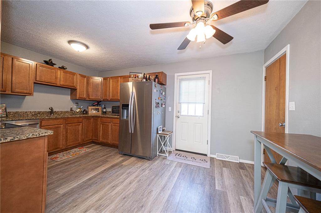 127 Devils Den Road Burgettstown, PA 15021 - Photo 6 of 18 Gallery Image 6
