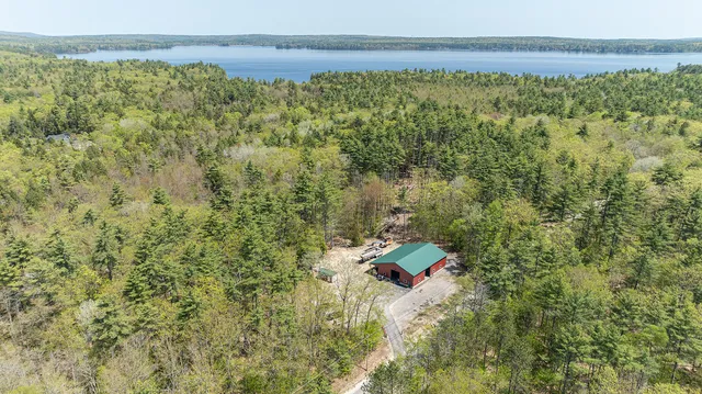 $795,000 | 392 Raymond Cape Road, Raymond, ME 04071