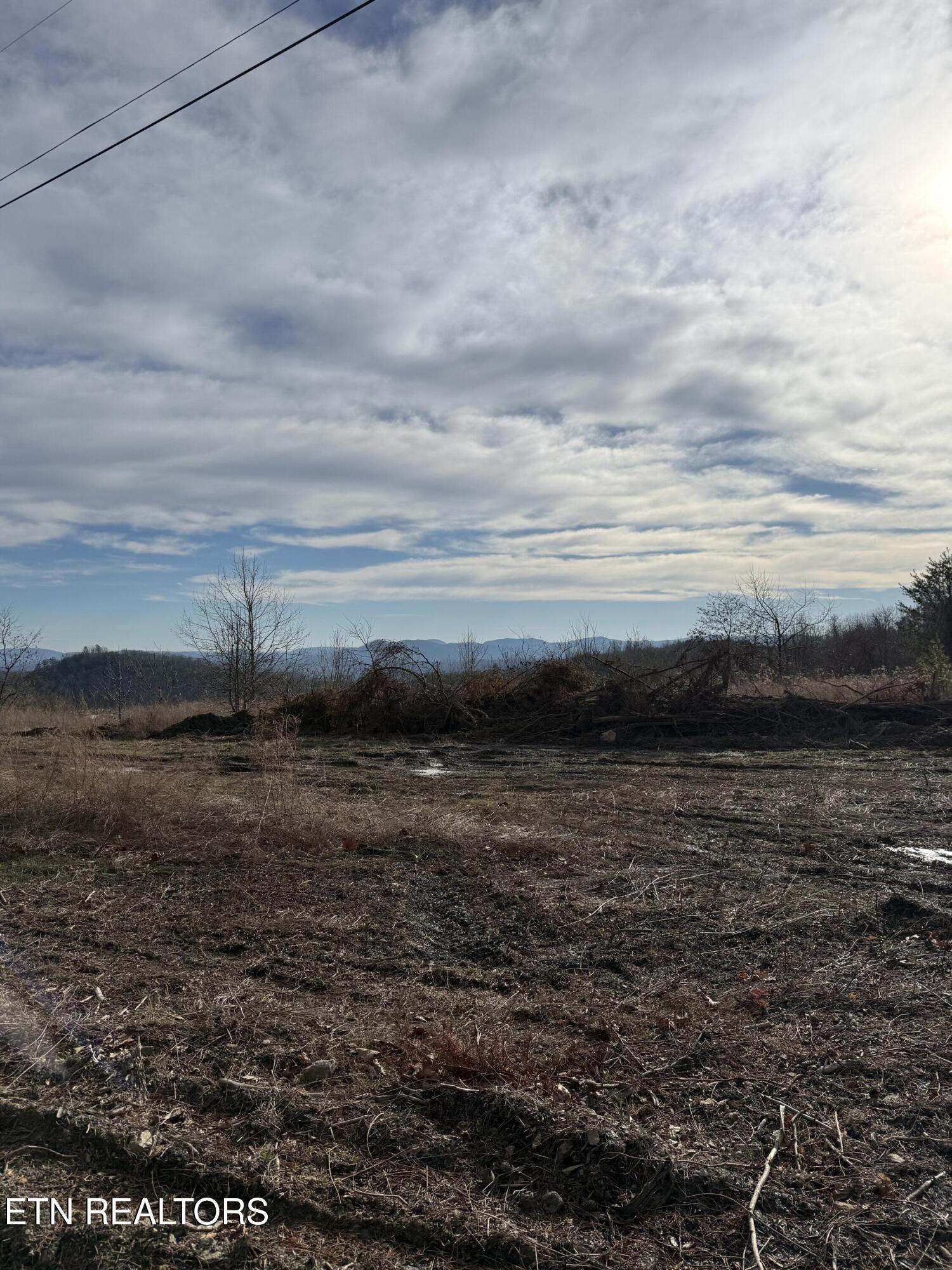 Pine Mountain Road Jellico, TN 37762 - Photo 2 of 9 IMG_1638