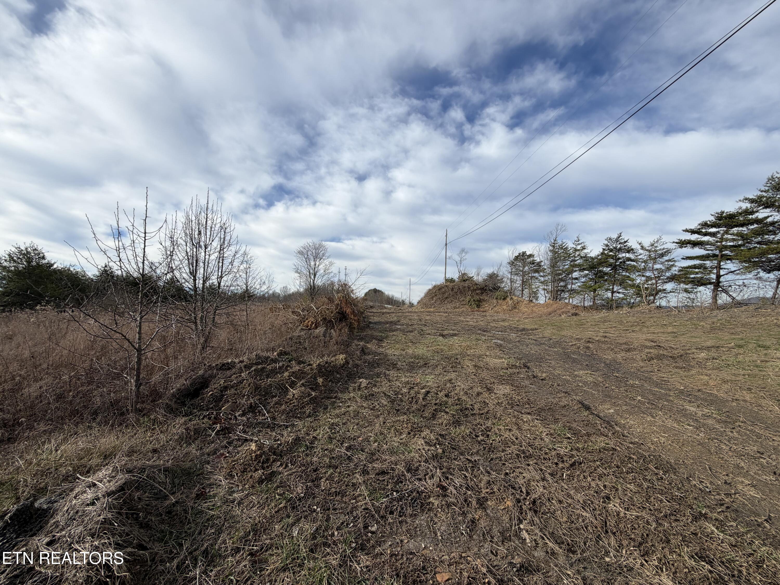 Pine Mountain Road Jellico, TN 37762 - Photo 3 of 9 IMG_5436