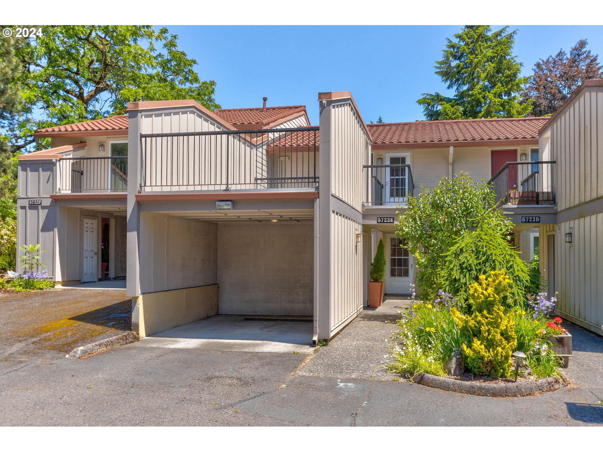 5723 Northeast Hazel Dell Ave Unit E  