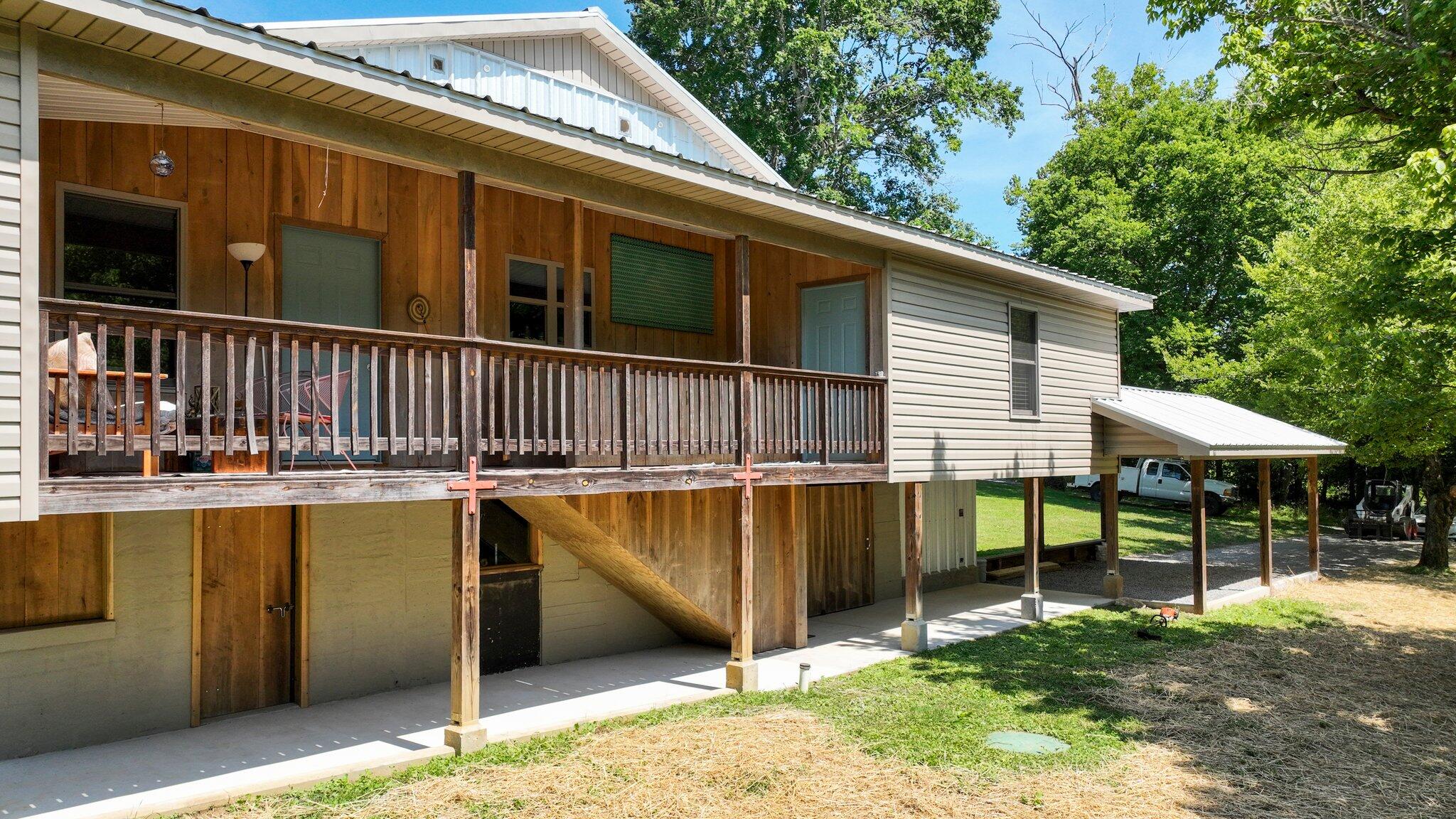 893 Tunnel Hill Road Cleveland, TN 37311 - Photo 27 of 37 Back porch 1