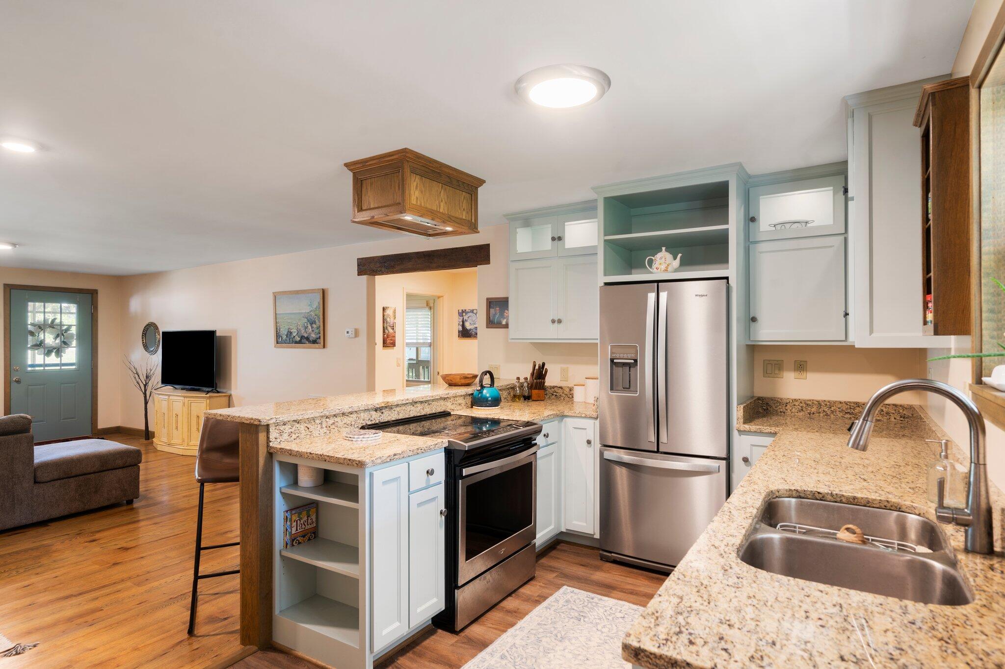 893 Tunnel Hill Road Cleveland, TN 37311 - Photo 3 of 37 Kitchen 3