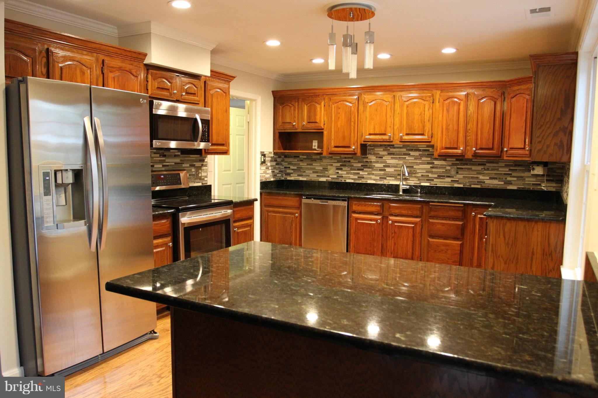 1135 Bandy Run Road Herndon, VA 20170 - Photo 22 of 30 Kitchen