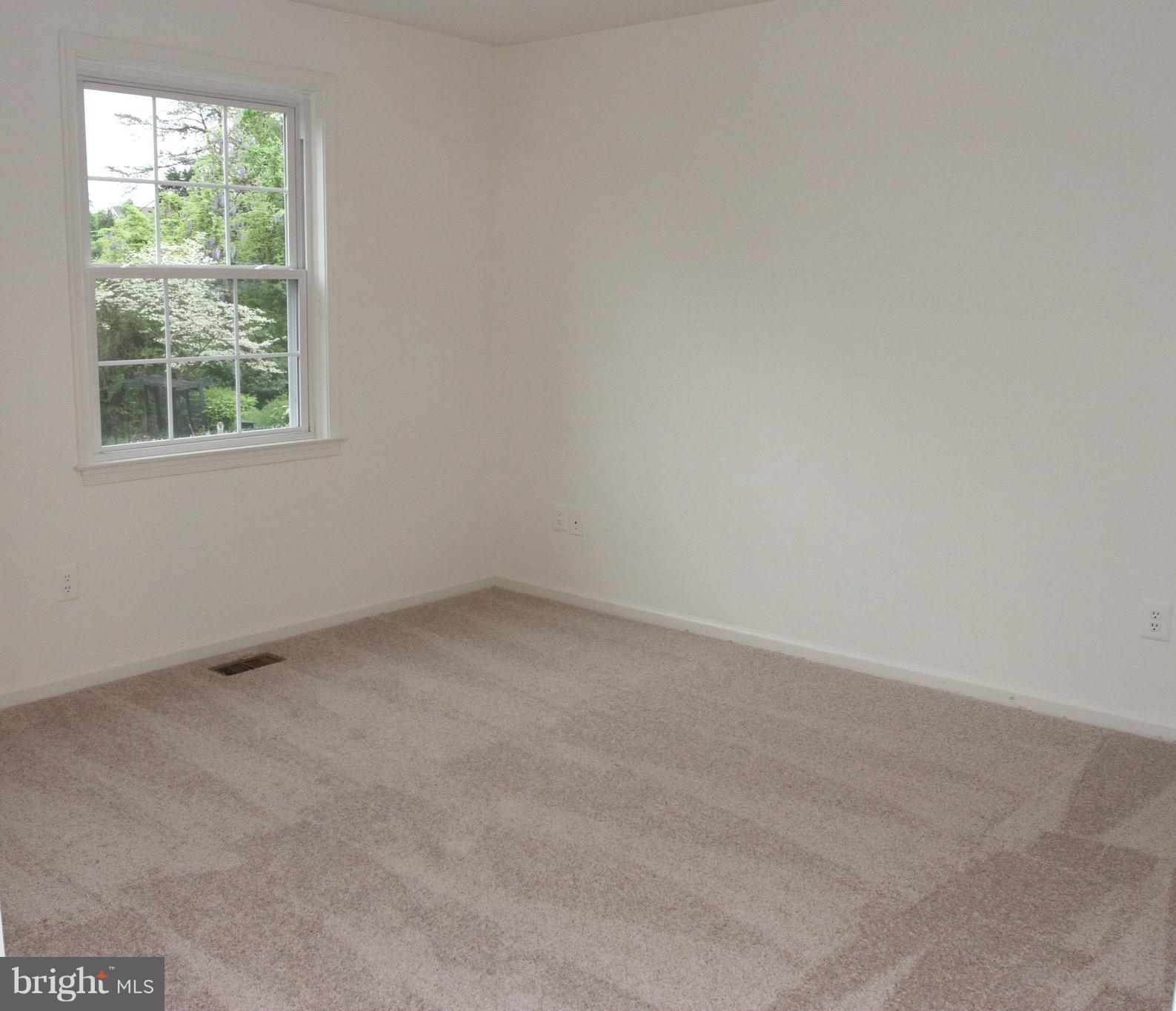 1135 Bandy Run Road Herndon, VA 20170 - Photo 7 of 30 Bedroom 3