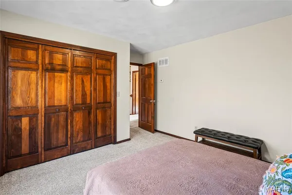 $399,900 | 6589 Oak Hill Manor, Glen Carbon, IL 62034