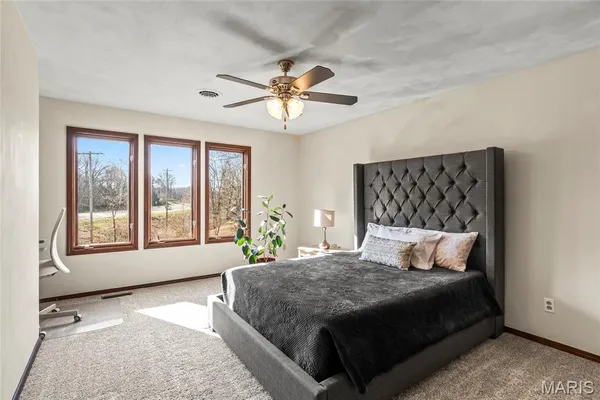 $399,900 | 6589 Oak Hill Manor, Glen Carbon, IL 62034