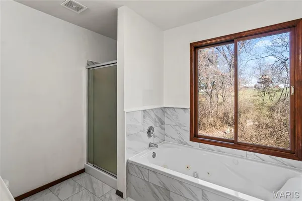 $399,900 | 6589 Oak Hill Manor, Glen Carbon, IL 62034