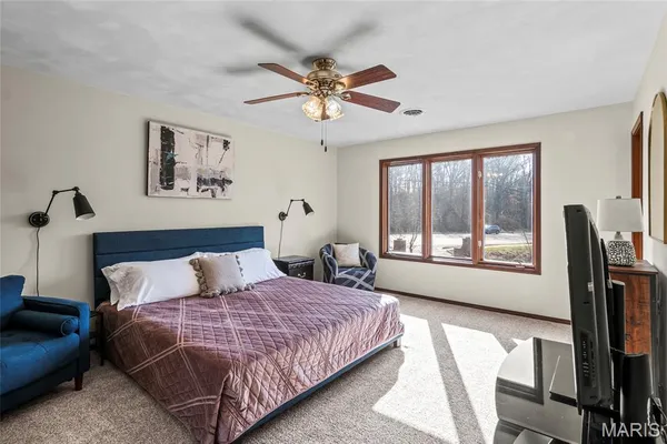 $399,900 | 6589 Oak Hill Manor, Glen Carbon, IL 62034