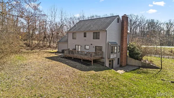 $399,900 | 6589 Oak Hill Manor, Glen Carbon, IL 62034