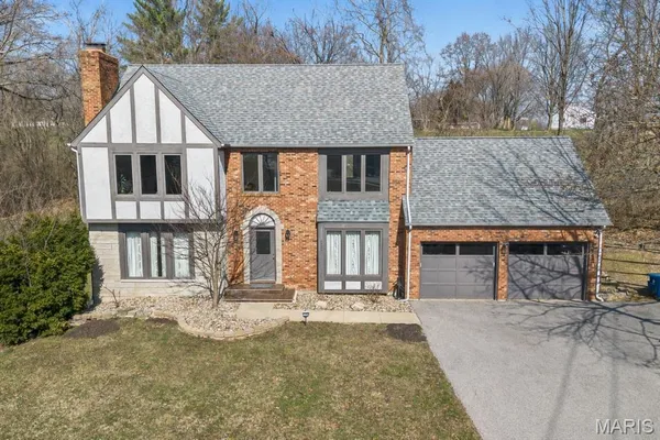 $399,900 | 6589 Oak Hill Manor, Glen Carbon, IL 62034