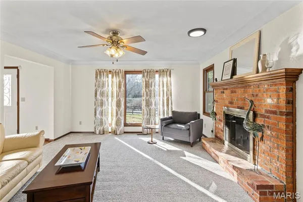 $399,900 | 6589 Oak Hill Manor, Glen Carbon, IL 62034