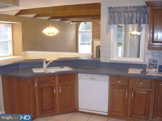 224 Broad Acres Road Lansdale, PA 19446 - Photo 3 of 6 Gallery Image 3