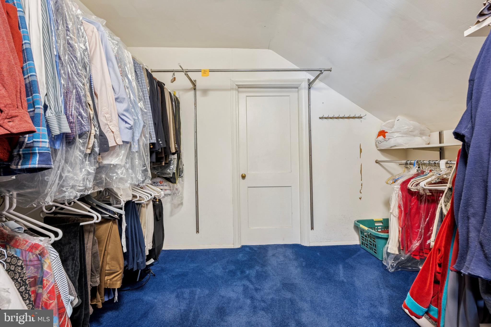 505 Red Leaf Road Wynnewood, PA 19096 - Photo 31 of 35 Huge closet