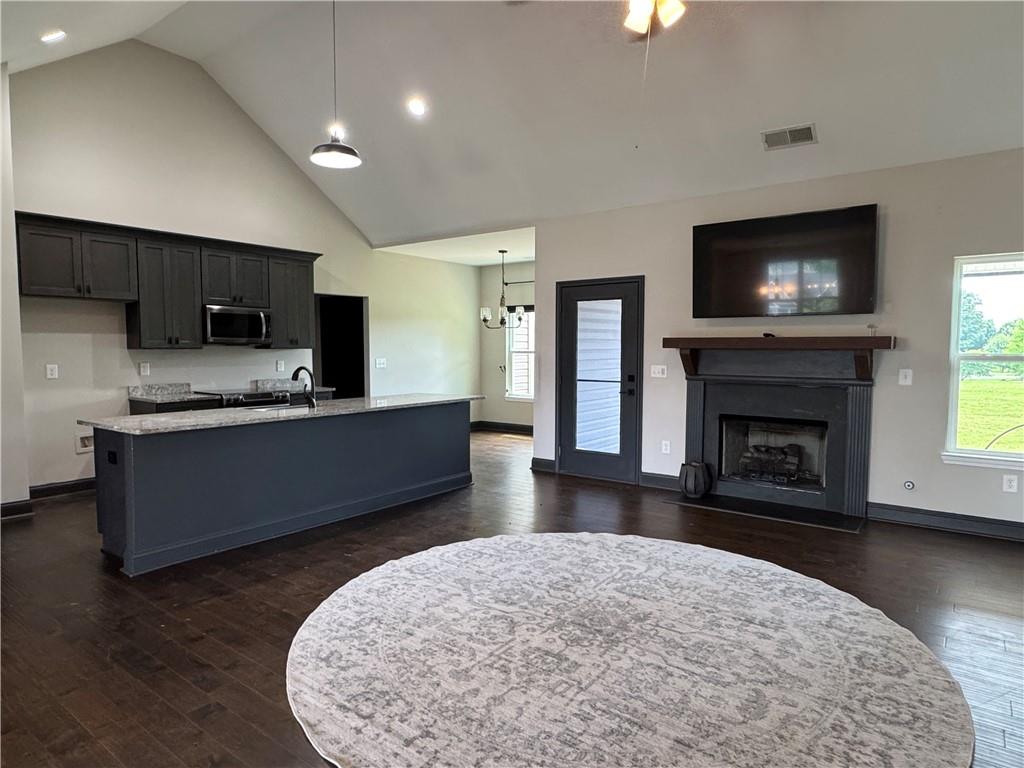 127 Alex Court Calhoun, GA 30701 - Photo 5 of 33