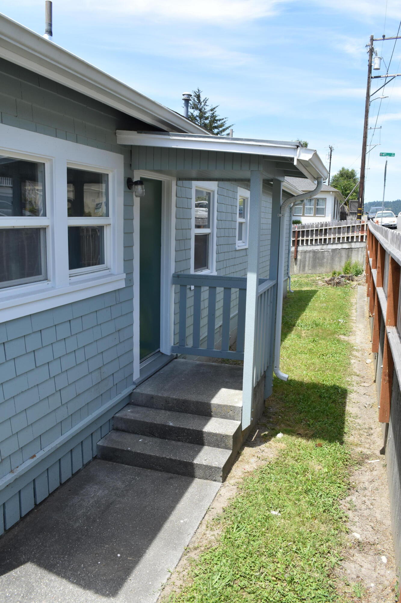 673 4th Street Scotia, CA 95565 - Photo 19 of 23