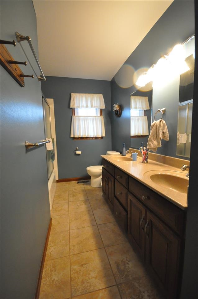 413 Christ Road Evansville, IN 47711 - Photo 13 of 27 Gallery Image 13