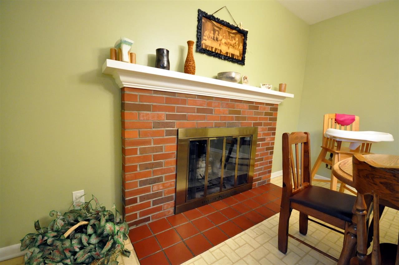 413 Christ Road Evansville, IN 47711 - Photo 7 of 27 Gallery Image 7
