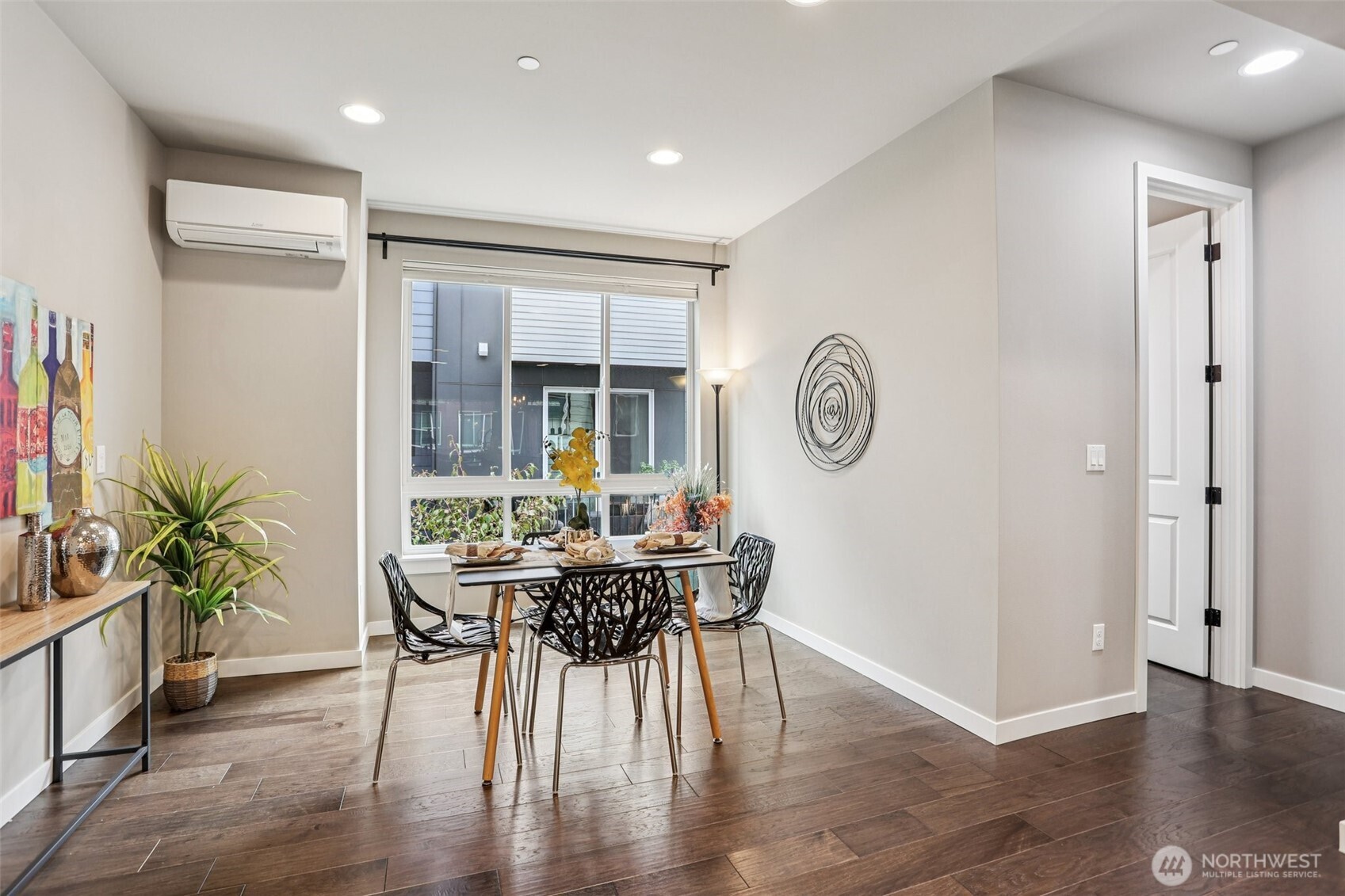 610 237th Place Southeast, Unit B Bothell, WA 98021 - Photo 4 of 38