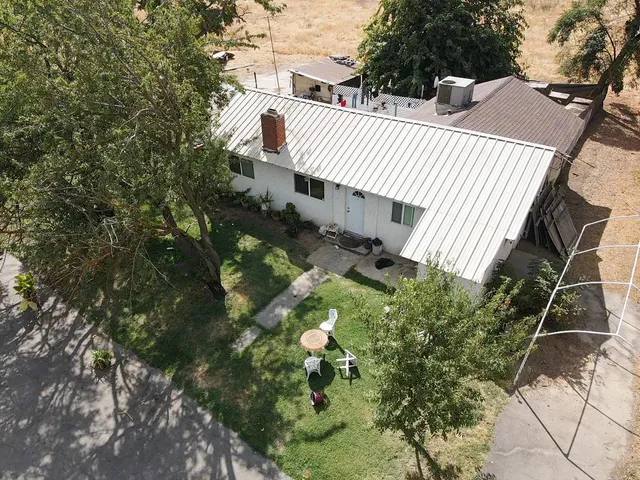 a view of outdoor space and garden
