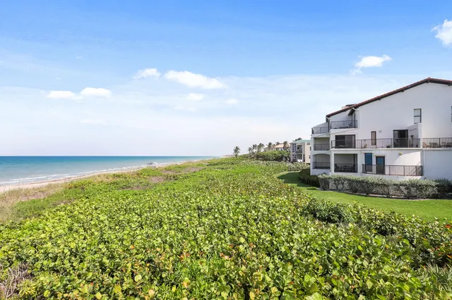 $999,000 | 4651 Northeast Ocean Boulevard, Unit 31, Stuart, FL 34996