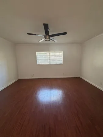 $1,625 | 218 Northeast 12th Avenue, Unit 106, Hallandale Beach, FL 33009