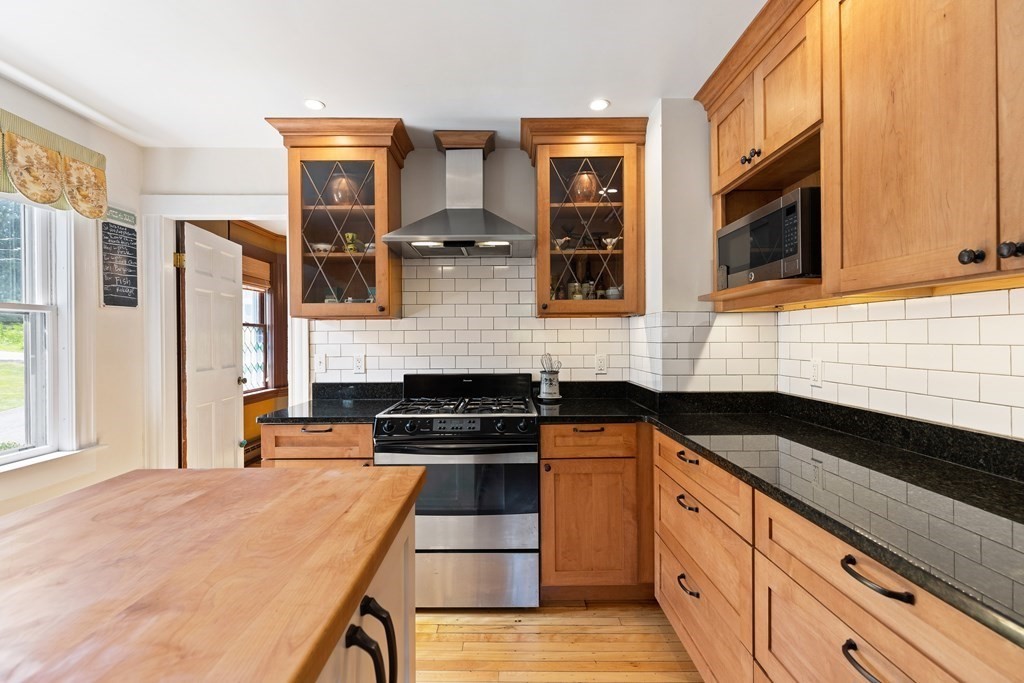 723 Main Street Boxford, MA 01921 - Photo 13 of 40 Gallery Image 13