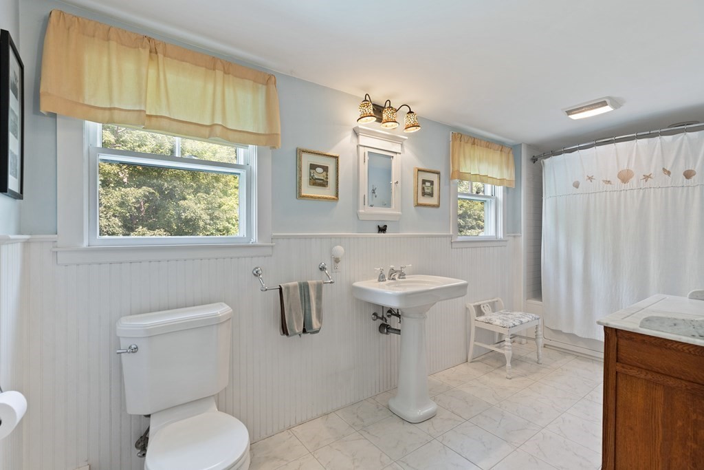 723 Main Street Boxford, MA 01921 - Photo 27 of 40 Gallery Image 27